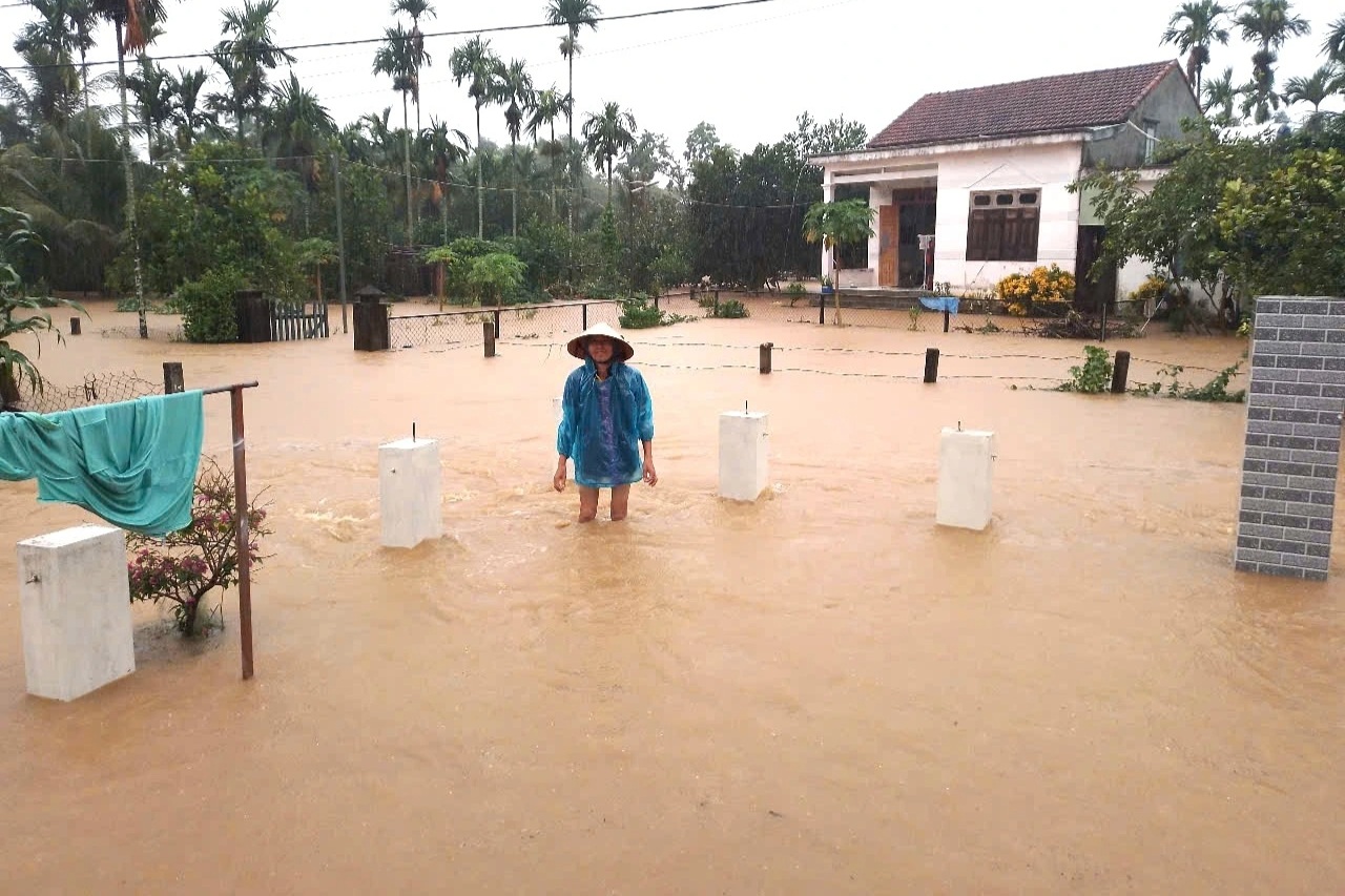Diễn biến và ảnh hưởng bởi mưa lũ tại các tỉnh miền Trung - Tây Nguyên - 4