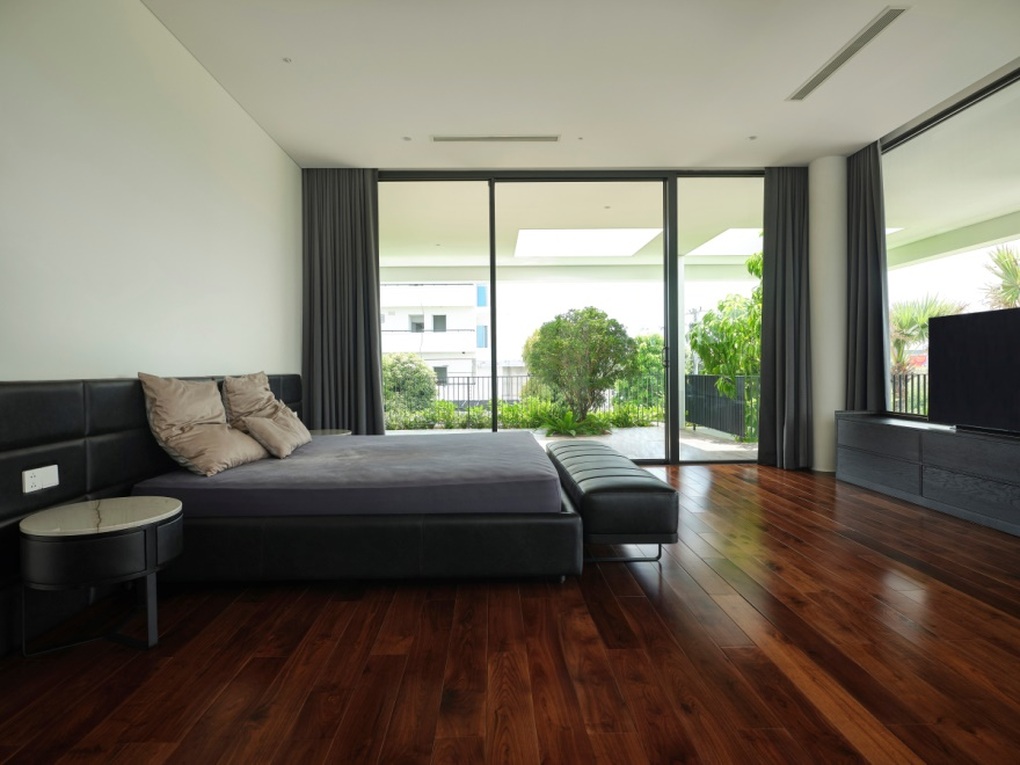 Long An: Biệt thự 2.000m2 ở hướng Tây vẫn siêu mát nhờ 3 lớp chống nóng - 9 Long An: Biệt thự 2.000m2 ở hướng Tây vẫn siêu mát nhờ 3 lớp chống nóng - 9