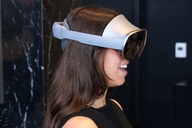 Cận cảnh kính thực tế ảo Galaxy XR của Samsung, cạnh tranh Apple Vision Pro