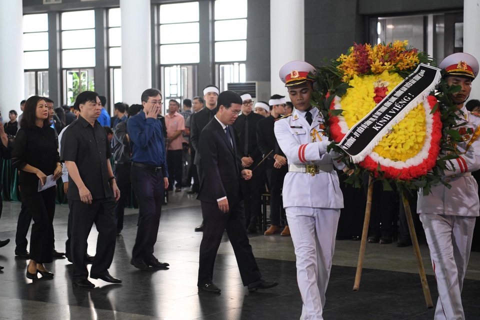 Lễ tang nguyên Chủ nhiệm Văn phòng Quốc hội Vũ Mão - 9 Lễ tang nguyên Chủ nhiệm Văn phòng Quốc hội Vũ Mão - 9
