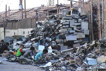 Bắc Giang: Phục bắt quả tang đối tượng đổ trộm chất thải khiến người dân phẫn nộ