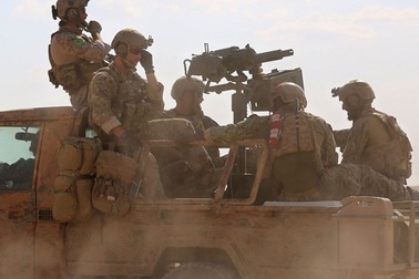 Đặc nhiệm Mỹ bị phe đối lập Syria nhục mạ, xua đuổi