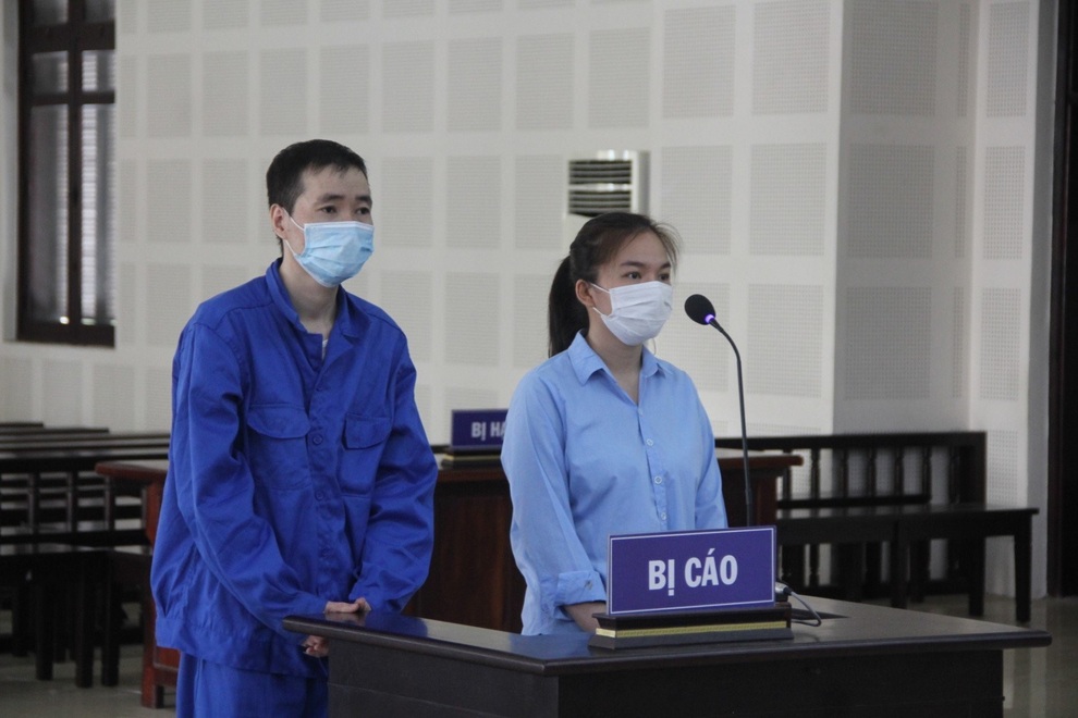 Giúp người Trung Quốc ở trái phép, anh rể và em vợ dắt nhau vào tù - 1 Giúp người Trung Quốc ở trái phép, anh rể và em vợ dắt nhau vào tù - 1