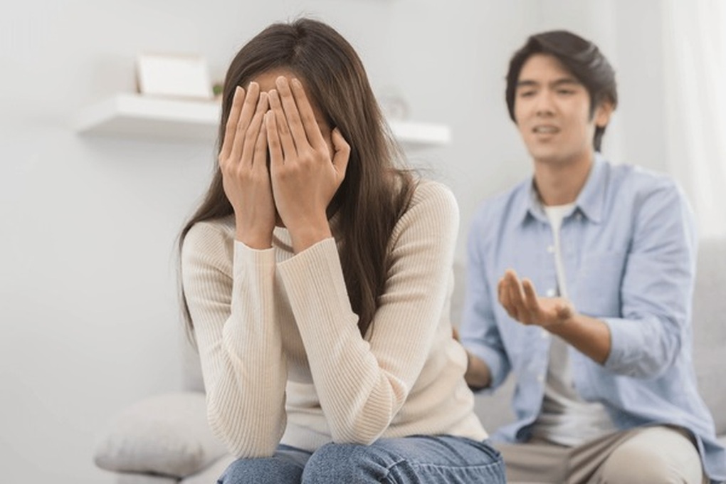 Chồng qua đời vào đúng ngày cưới, tôi sốc khi phát hiện bí mật của anh - 1 Chồng qua đời vào đúng ngày cưới, tôi sốc khi phát hiện bí mật của anh - 1