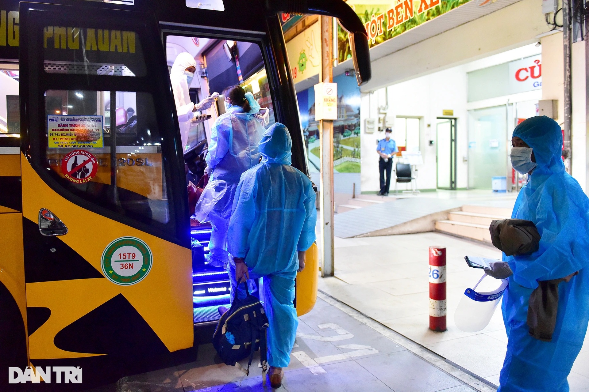 Bến xe Miền Đông mở cửa hoạt động.jpeg Bến xe Miền Đông mở cửa hoạt độngy.jpeg