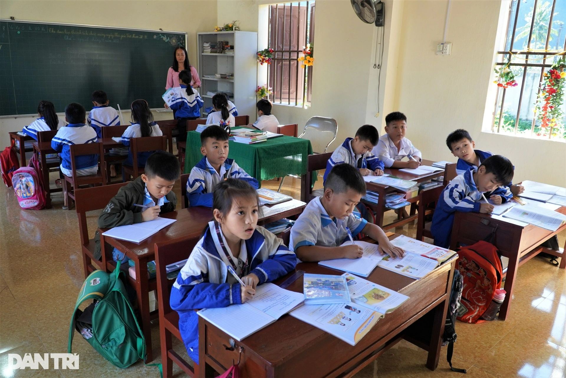 Hành trình vượt Trường Sơn trốn lửa đạn 80 năm trước từ bên kia biên giới - 7 Hành trình vượt Trường Sơn trốn lửa đạn 80 năm trước từ bên kia biên giới - 7