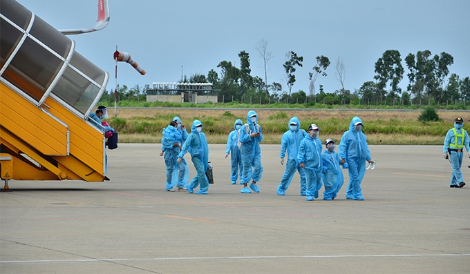 Thừa Thiên Huế: Tìm hướng giải quyết việc làm, đào tạo chuyển đổi nghề cho lao động chịu ảnh hưởng COVID-19 - Ảnh 4.