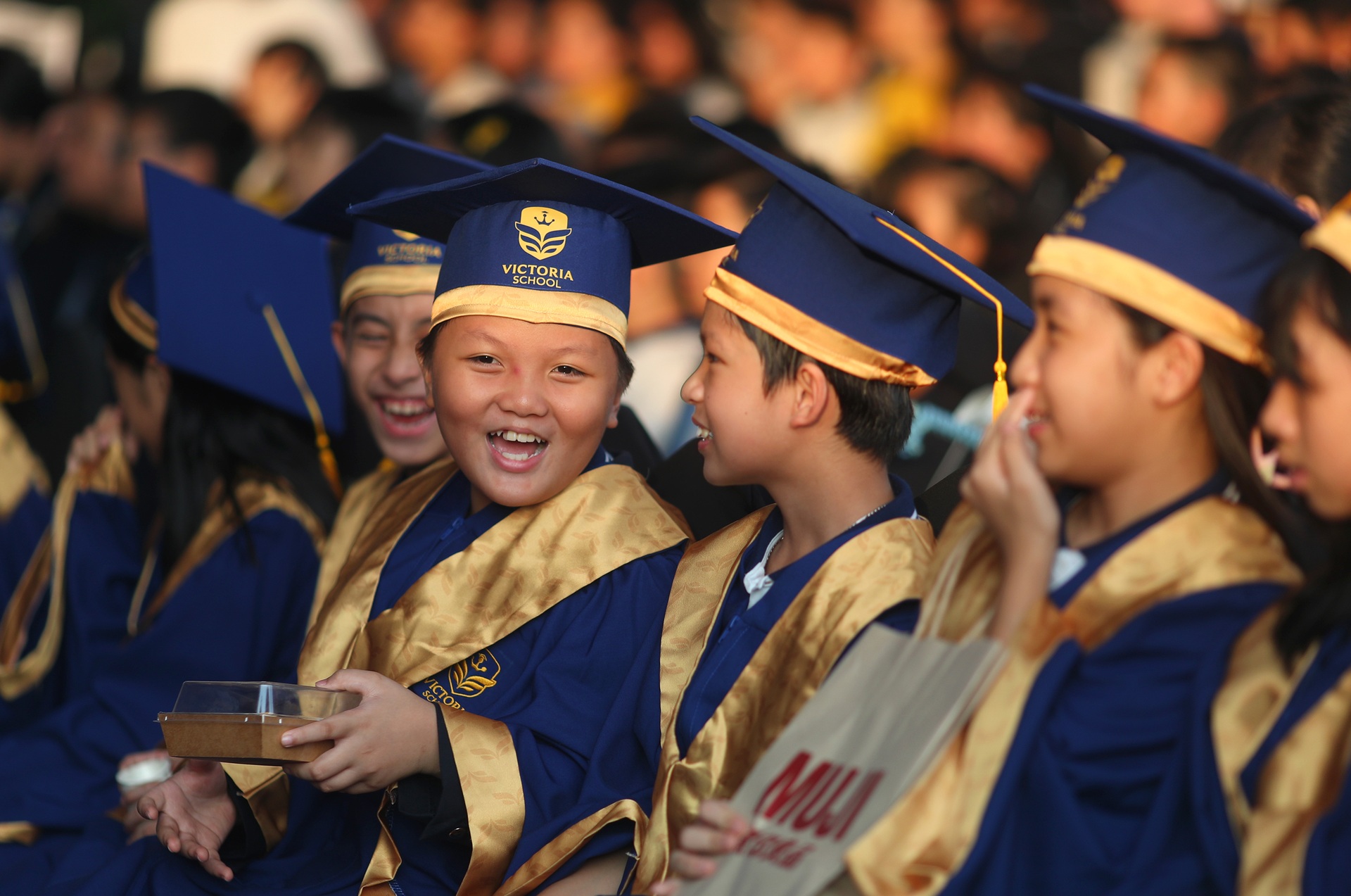 Học sinh Victoria School trưởng thành trong hạnh phúc tại lễ tổng kết năm học 2023/24 - 5