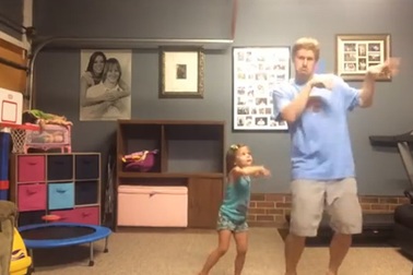 Khi mẹ vắng nhà