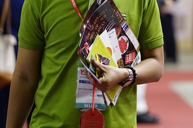 Không thể tin ấn phẩm có "đường lưỡi bò" xuất hiện tại hội chợ du lịch quốc tế