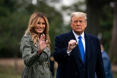 Ông Trump vẫn tuyên bố thắng cử, bà Melania gửi lời tạm biệt