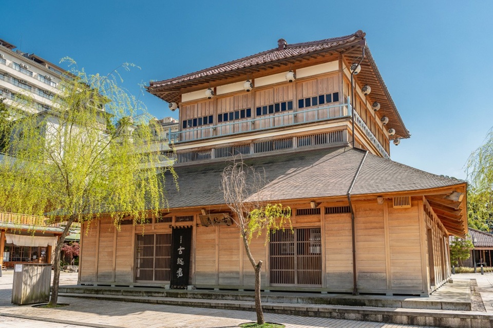 Yamashiro Onsen - Suối nước nóng của loài quạ trong truyền thuyết - 1 Yamashiro Onsen - Suối nước nóng của loài quạ trong truyền thuyết - 1