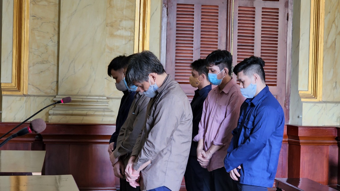 Nhóm đại bàng trại cai nghiện tra tấn bạn cùng phòng đến chết - 1 Nhóm đại bàng trại cai nghiện tra tấn bạn cùng phòng đến chết - 1