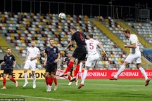 Đội tuyển Anh bất phân thắng bại với Croatia