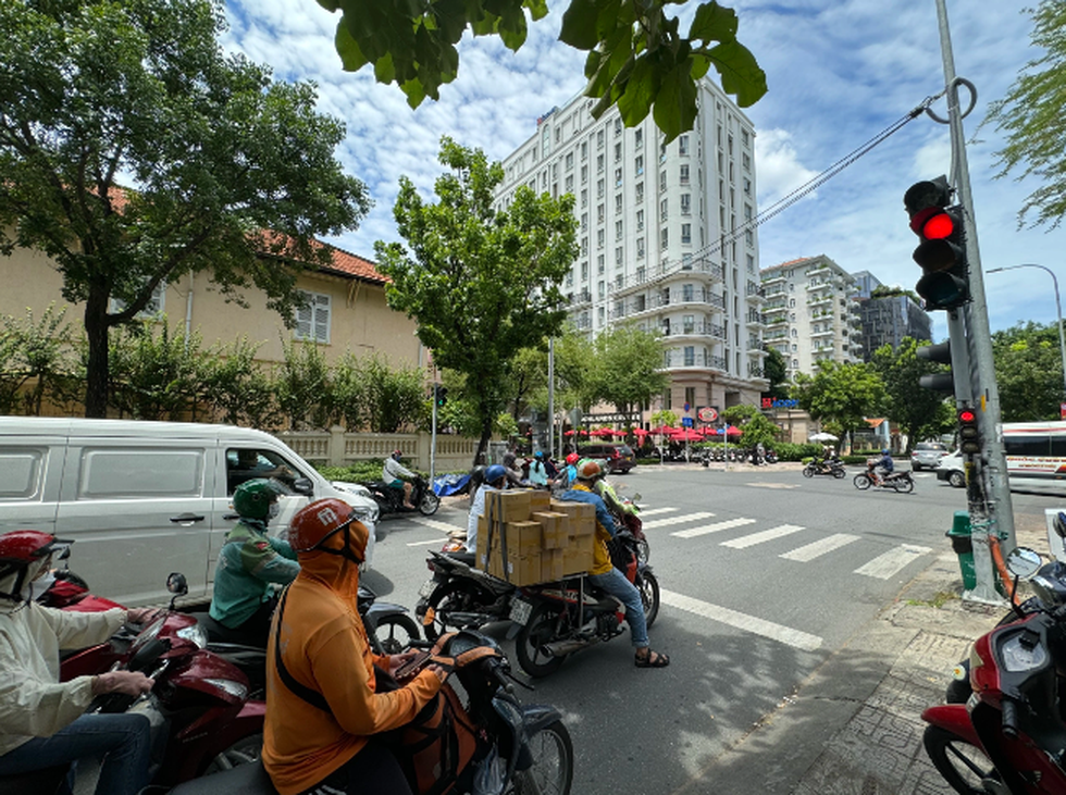 Bỏ hay giữ đếm giây đèn tín hiệu giao thông - 1