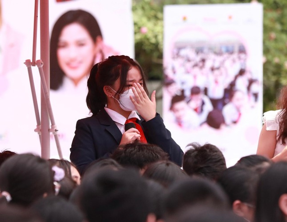 Trẻ tự rạch tay, rơi vào trầm cảm: Vì sao? - 1 Trẻ tự rạch tay, rơi vào trầm cảm: Vì sao? - 1