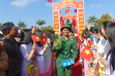 Một thanh niên bị khởi tố vì trốn nghĩa vụ quân sự