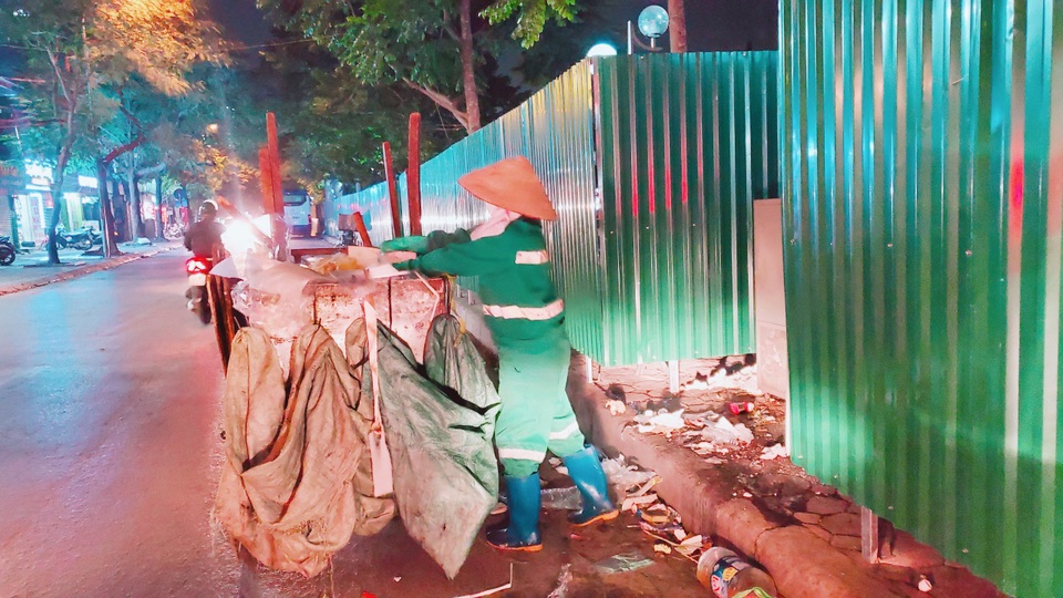 Hà Nội: Những mảnh đời mưu sinh trong đêm đông - 3 Hà Nội: Những mảnh đời mưu sinh trong đêm đông - 3