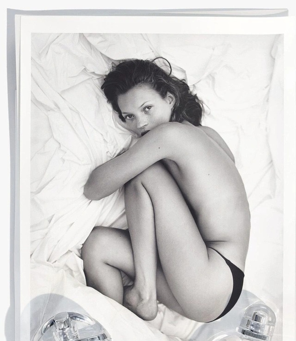 Kate Moss nói sẽ không bao giờ cho phép con gái chụp ảnh ngực trần... - 5 Kate Moss nói sẽ không bao giờ cho phép con gái chụp ảnh ngực trần... - 5