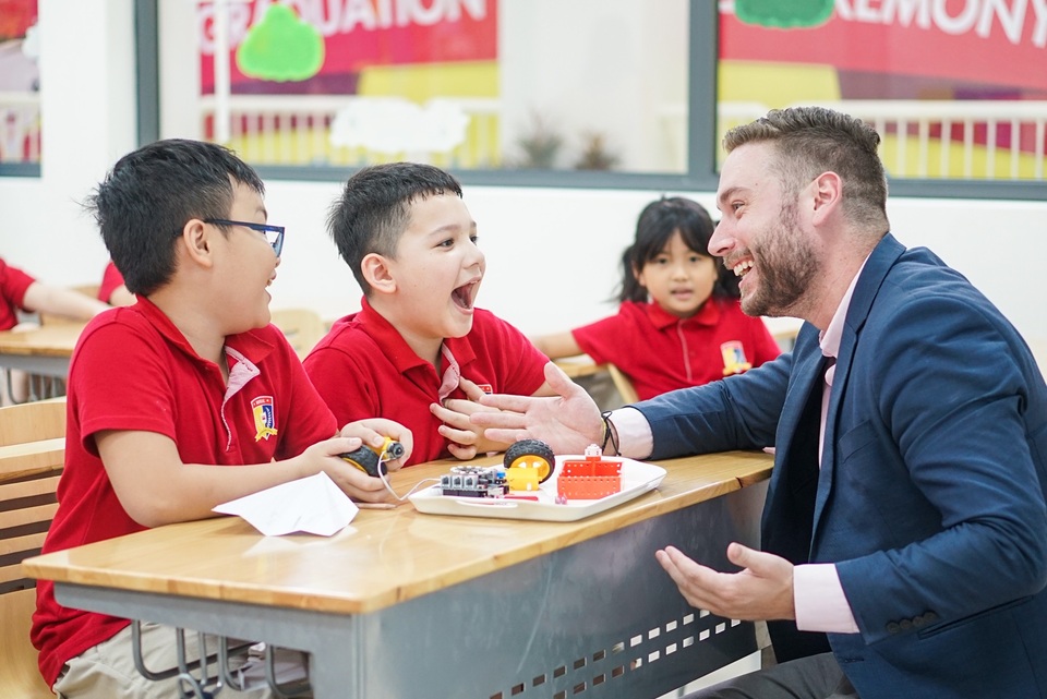 Cơ hội nhận ưu đãi 25% học phí suốt 5 năm từ Royal School - 5 Cơ hội nhận ưu đãi 25% học phí suốt 5 năm từ Royal School - 5