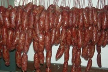 Chà bông, lạp xưởng, xúc xích... nhiễm chì