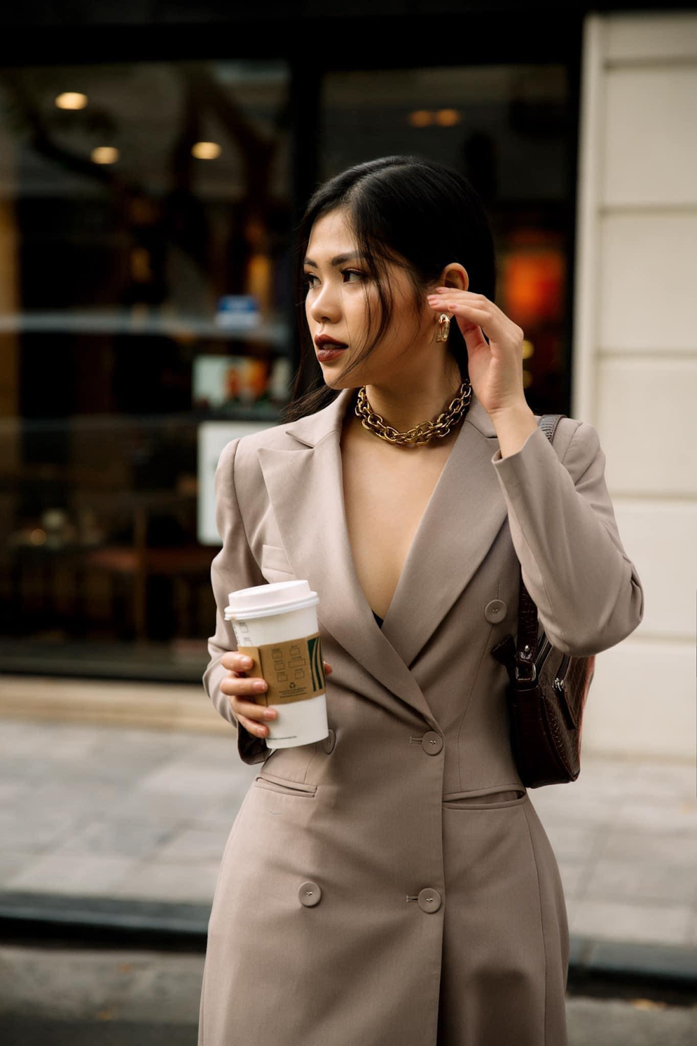 Bạn trẻ tranh luận: Có nên đưa lương cho bố mẹ hàng tháng? - 5 Bạn trẻ tranh luận: Có nên đưa lương cho bố mẹ hàng tháng? - 5