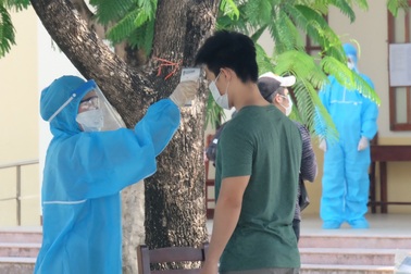 Nghiêm ngặt các biện pháp phòng dịch Covid-19 tại điểm thi của F1, F2