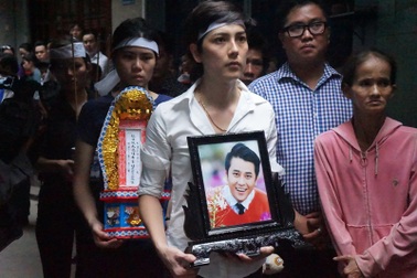 “Tạm biệt nụ cười Quang Minh!”