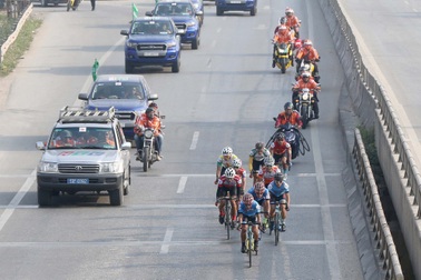 Các tay đua TPHCM thắng lớn ở chặng 6 giải xe đạp xuyên Việt 2018