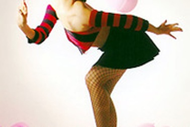 Linh Nga sợ bị đồng tiền làm lu mờ ước mơ