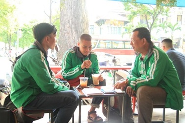 “Tài xế công nghệ” - Nghề tay trái an toàn cho dân công sở
