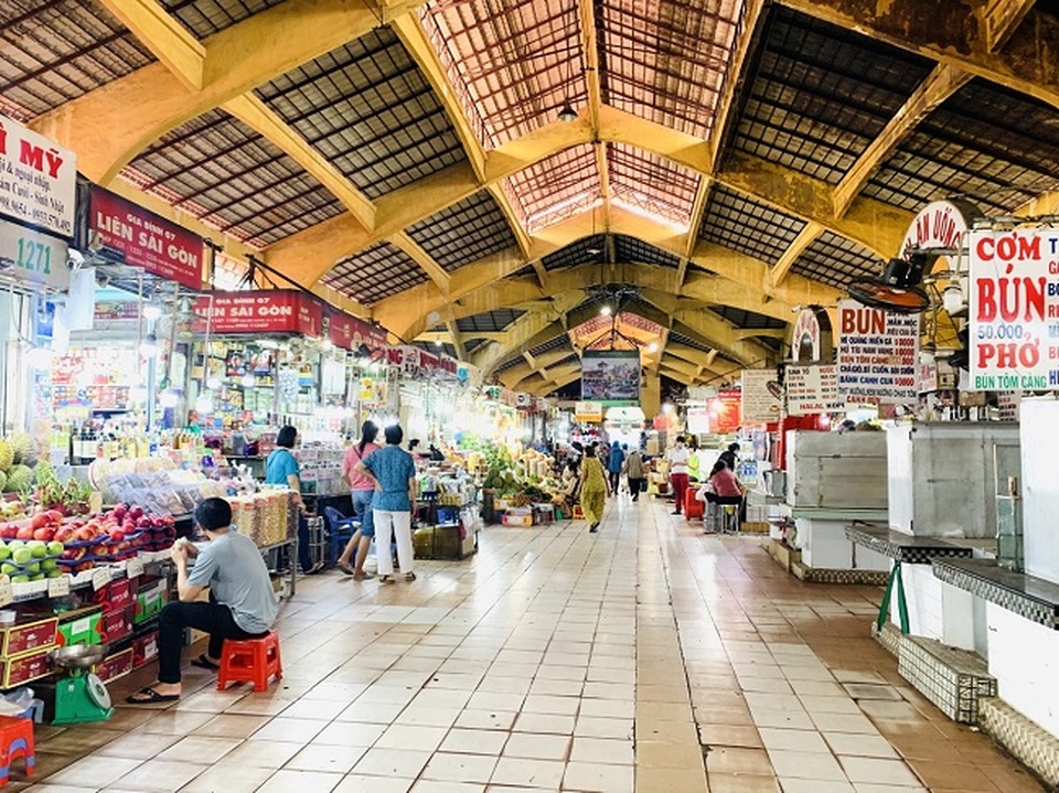 Chợ Bến Thành vẫn đìu hiu mong khách du lịch - 1 Chợ Bến Thành vẫn đìu hiu mong khách du lịch - 1