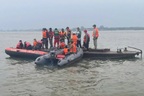 Vụ chìm tàu hút cát trên sông Hồng: Tìm thấy nạn nhân thứ hai