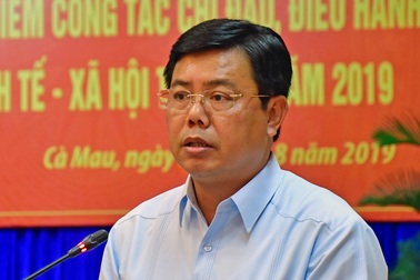 Chủ tịch Cà Mau: Không thể là văn hóa công sở nếu cán bộ làm việc chỉ để nhận lương