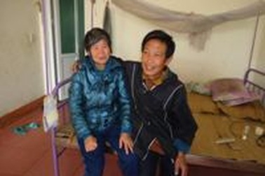 Tổ ấm đặc biệt của hai mảnh đời bất hạnh