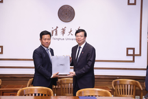 Đại học Quốc gia Hà Nội "bắt tay" với 2 đại học hàng đầu Trung Quốc