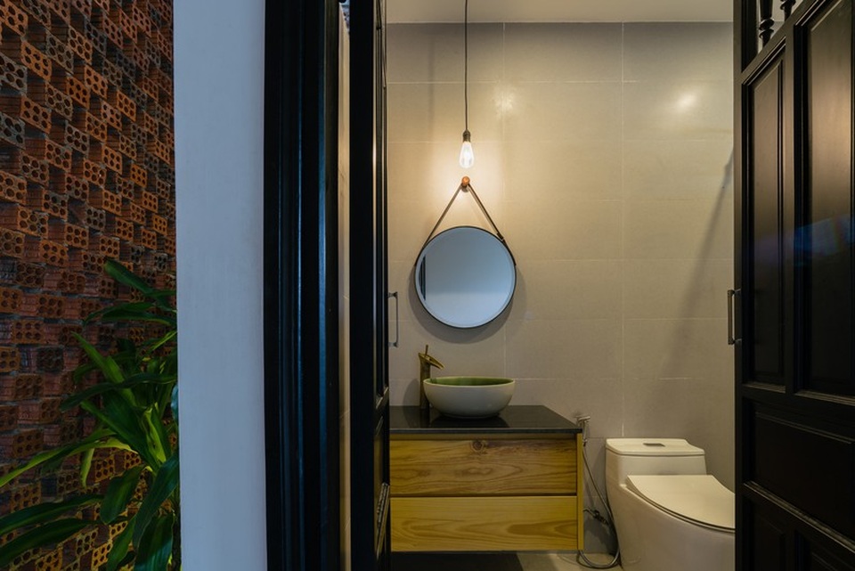 Nhà lát gạch đỏ lưu giữ ký ức về Hội An xưa - 13 Nhà lát gạch đỏ lưu giữ ký ức về Hội An xưa - 13