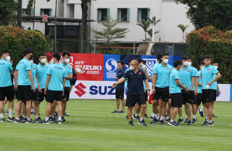 Nước chủ nhà AFF Cup lại bị than phiền vì quy định khó đỡ - 1 Nước chủ nhà AFF Cup lại bị than phiền vì quy định khó đỡ - 1
