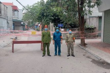 Hòa Bình: Dừng cách ly 2 khu dân cư có bệnh nhân mắc Covid-19