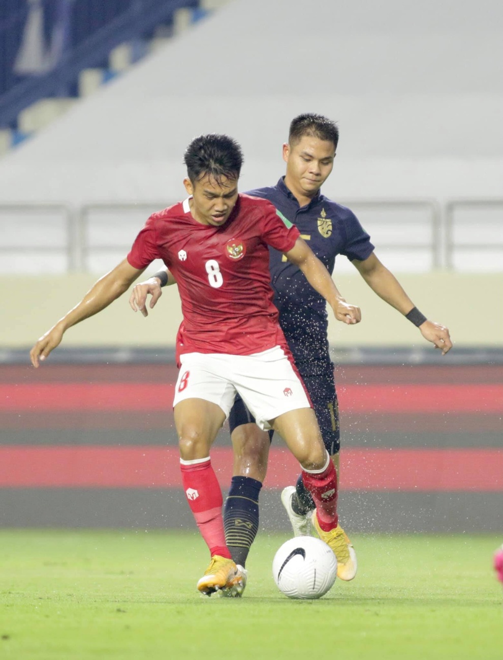 Thái Lan 2-2 Indonesia: Kết quả thất vọng với đoàn quân HLV Nishino - 2 Thái Lan 2-2 Indonesia: Kết quả thất vọng với đoàn quân HLV Nishino - 2