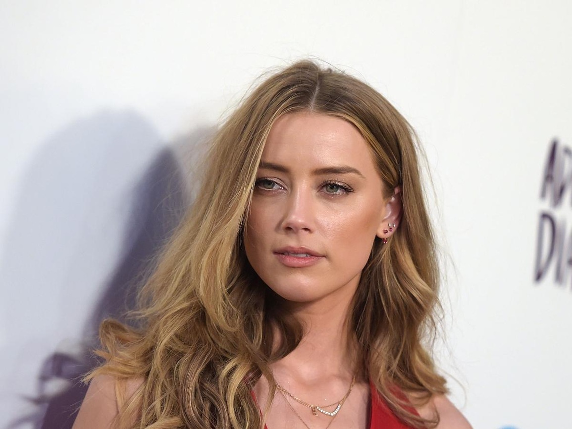 Hi vọng né khoản đền bù 240 tỷ đồng của Amber Heard - 5 Hi vọng né khoản đền bù 240 tỷ đồng của Amber Heard - 5