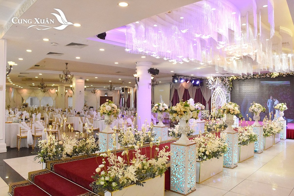 Không gian xa hoa và thực đơn thượng hạng tại Cung Xuân - 2 Không gian xa hoa và thực đơn thượng hạng tại Cung Xuân - 2