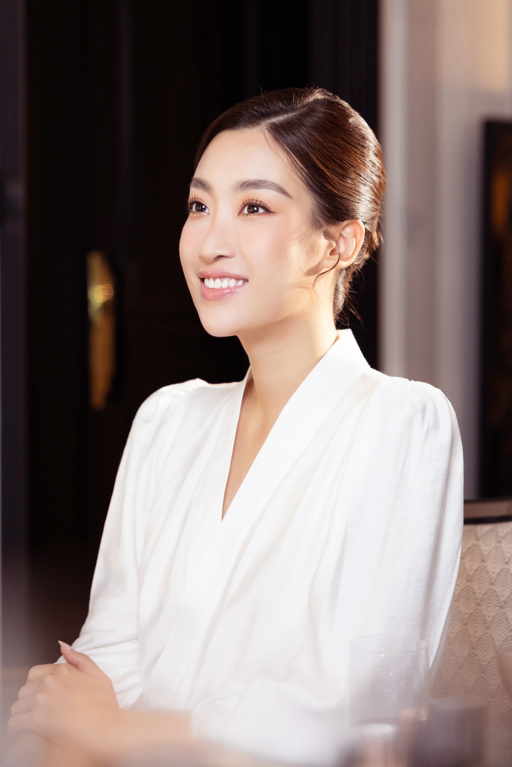 Rò rỉ hình ảnh lễ cưới thắt chặt an ninh của con trai bầu Hiển và Mỹ Linh - 11 Rò rỉ hình ảnh lễ cưới thắt chặt an ninh của con trai bầu Hiển và Mỹ Linh - 11