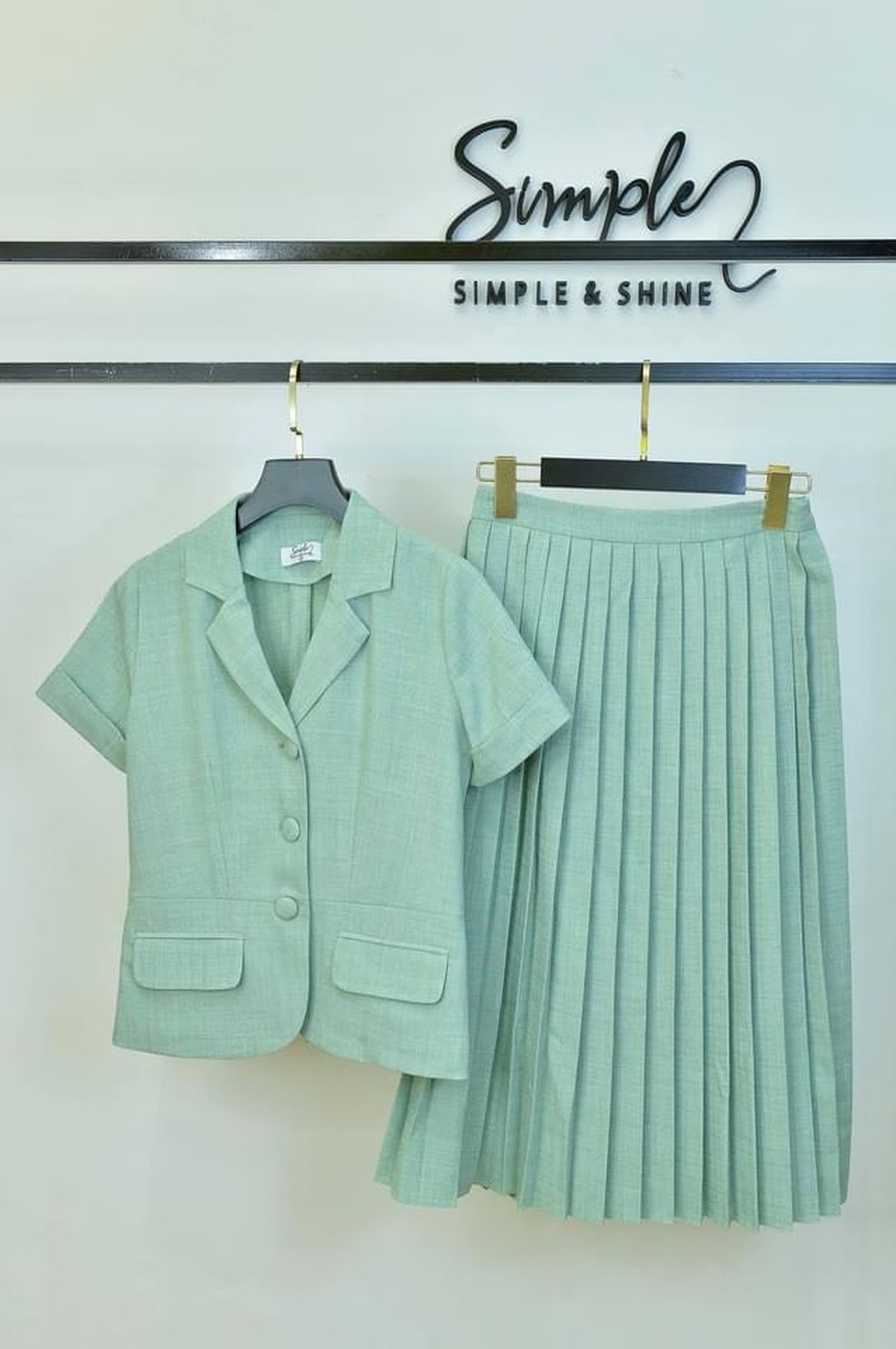 Giải mã sức hút từ thương hiệu thời trang công sở Simple Closet - 5 Giải mã sức hút từ thương hiệu thời trang công sở Simple Closet - 5