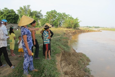 Làng chài mỏi mòn chờ tái định cư