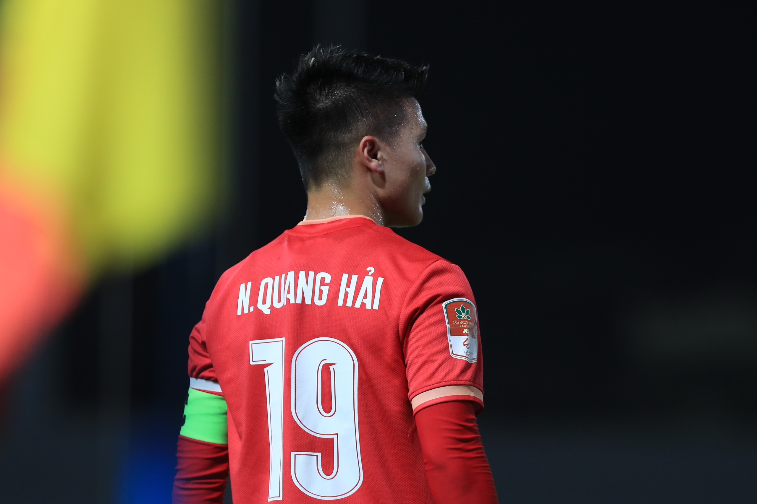 Técnico Gong Oh Kyun assume responsabilidade pela derrota e elogia Quang Hai - 2 HLV Gong Oh Kyun nhận trách nhiệm về trận thua, khen ngợi Quang Hải - 2