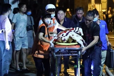 Cô giáo tiễn biệt học trò mất vì vụ cháy: "Con mới đi học đại học một ngày"