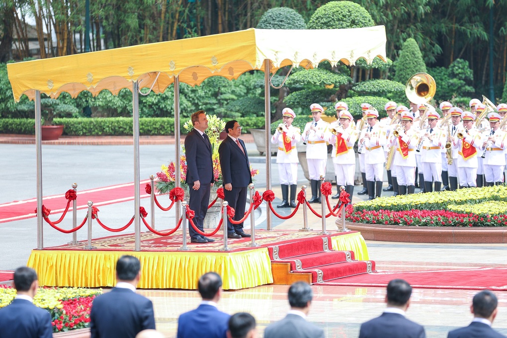 Thủ tướng Phạm Minh Chính chủ trì Lễ đón chính thức Thủ tướng Luxembourg - 3 Thủ tướng Phạm Minh Chính chủ trì Lễ đón chính thức Thủ tướng Luxembourg - 3
