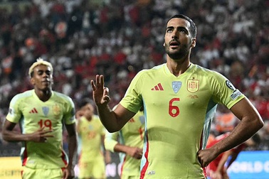 Tây Ban Nha thắng 6-0 Thổ Nhĩ Kỳ, Đức và Hà Lan giành 3 điểm thuyết phục