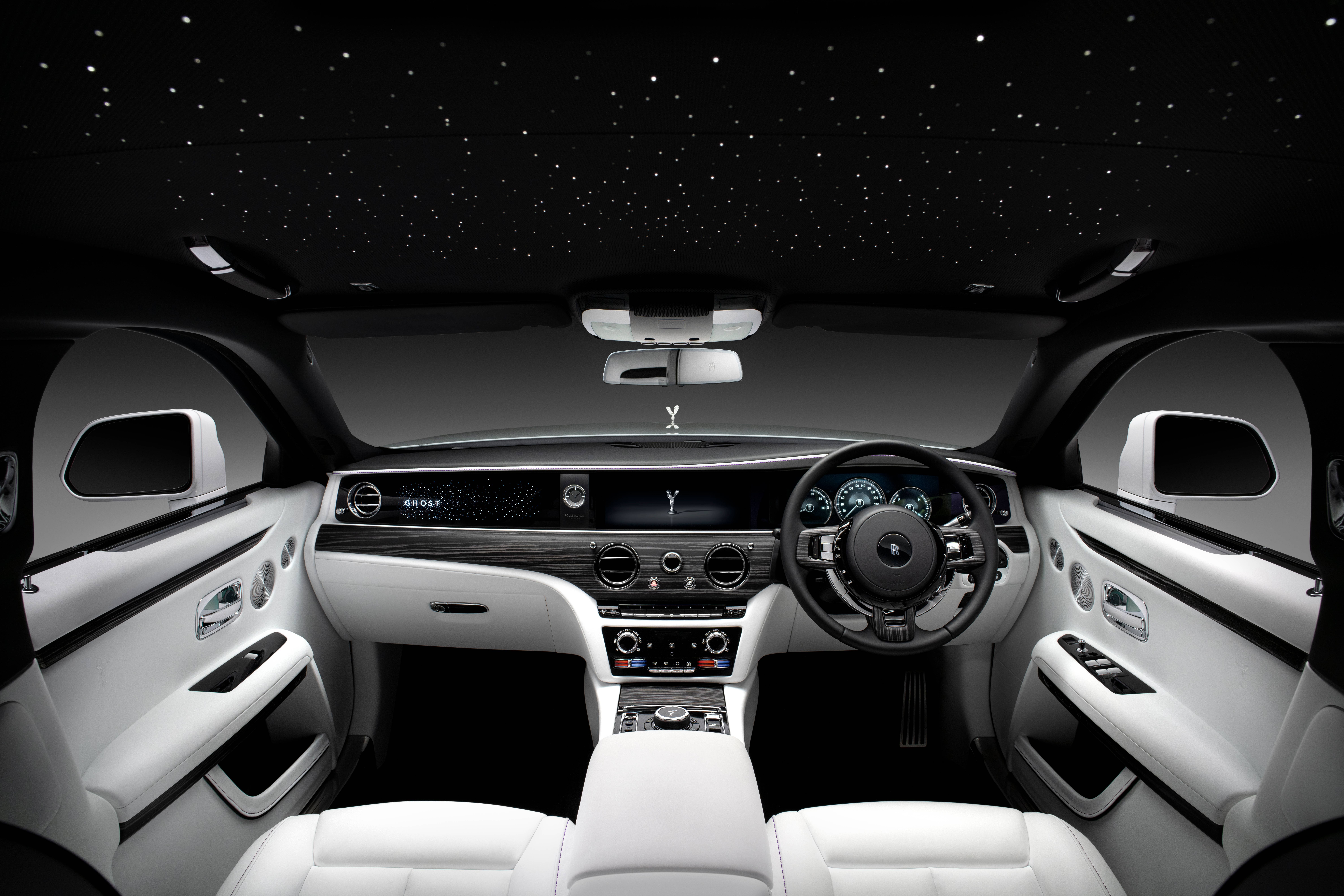 Rolls-Royce - cục nam châm hút giới nhà giàu và những bí ẩn ít người biết - 3 Rolls-Royce - cục nam châm hút giới nhà giàu và những bí ẩn ít người biết - 3